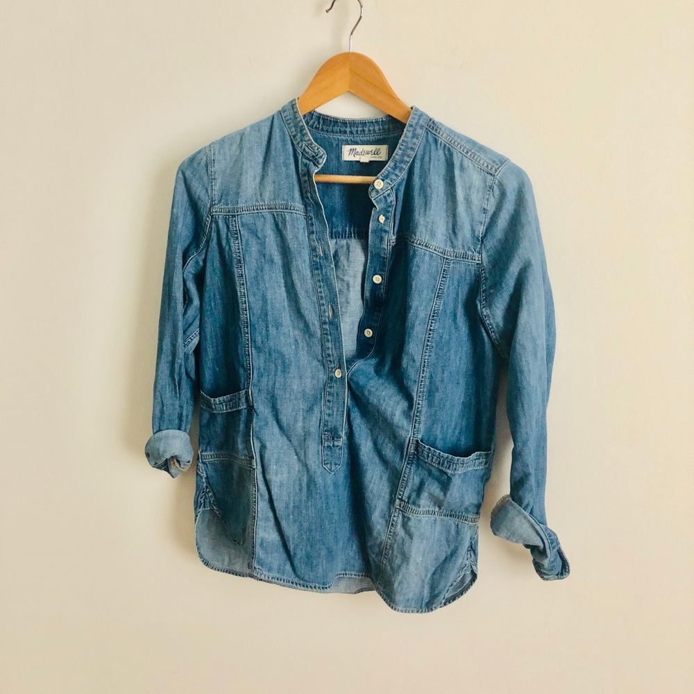 Madewell Button Up Chambray with Pockets XS
